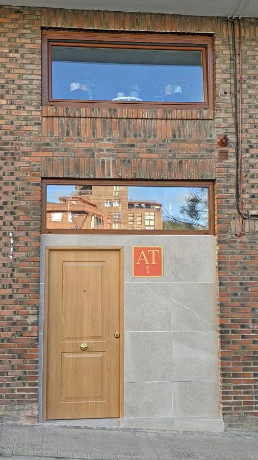 Mood Bilbao Apartamentos - New & Special 외부 사진